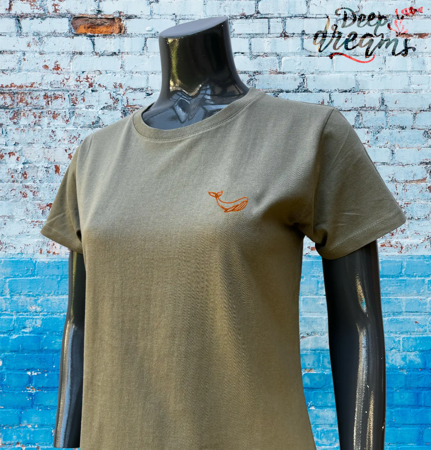 Camiseta bordada chica algodón orgánico ballena oliva