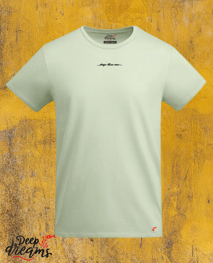 Camiseta hombre tiburón martillo color manzana