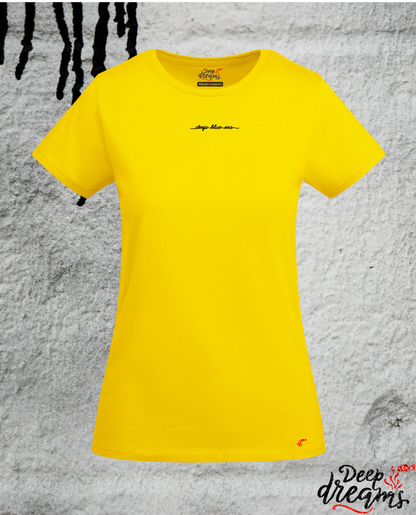 Camiseta para mujer de algodón orgánico tiburón martillo amarillo