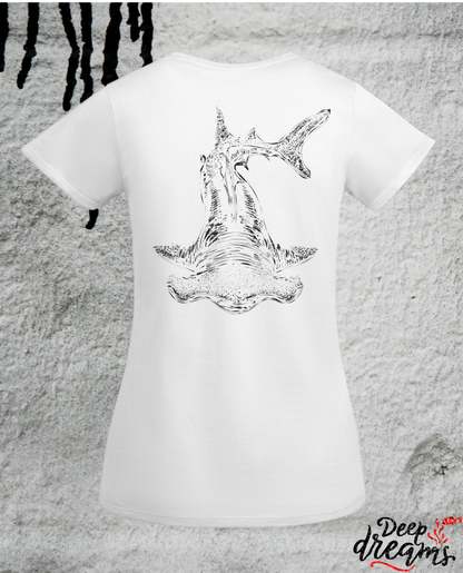 Camiseta para mujer de algodón orgánico tiburón martillo blanca