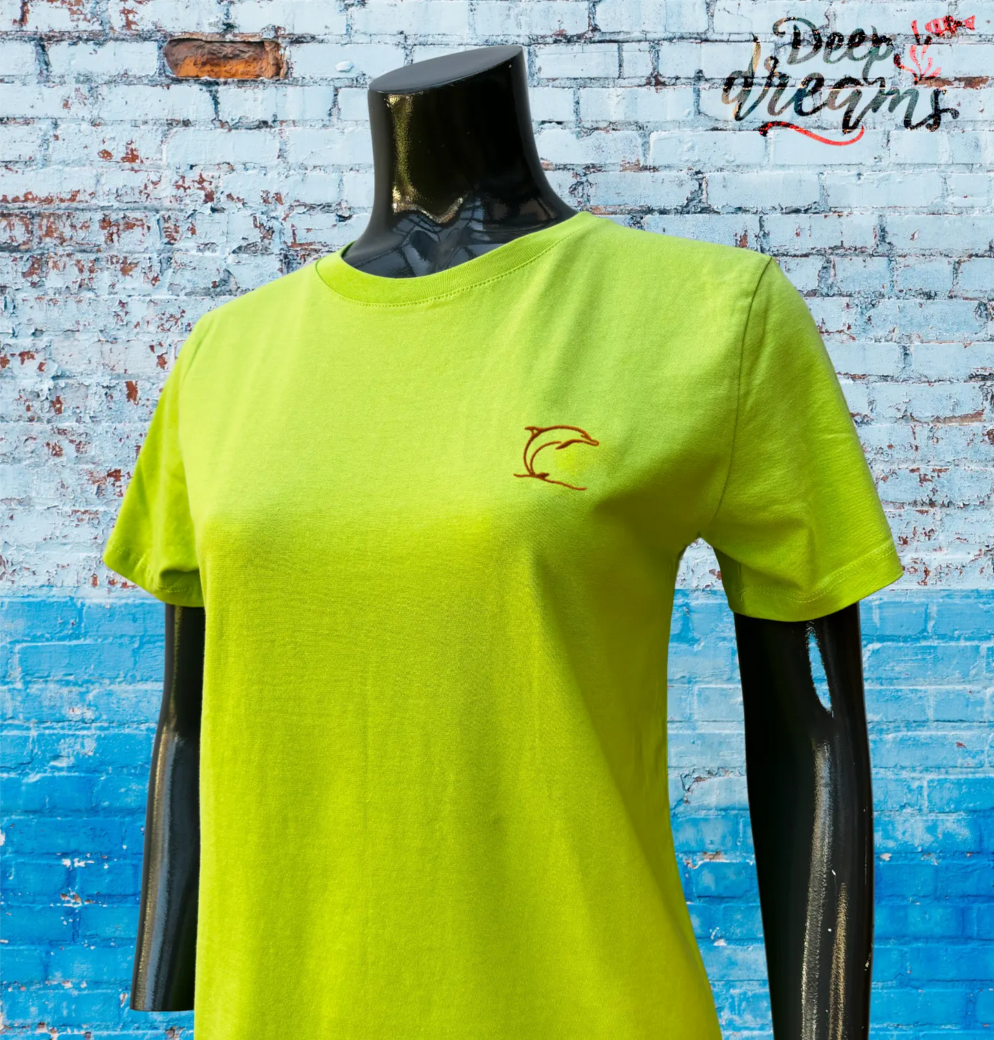 Camiseta bordada chica algodón orgánico Delfin manzana
