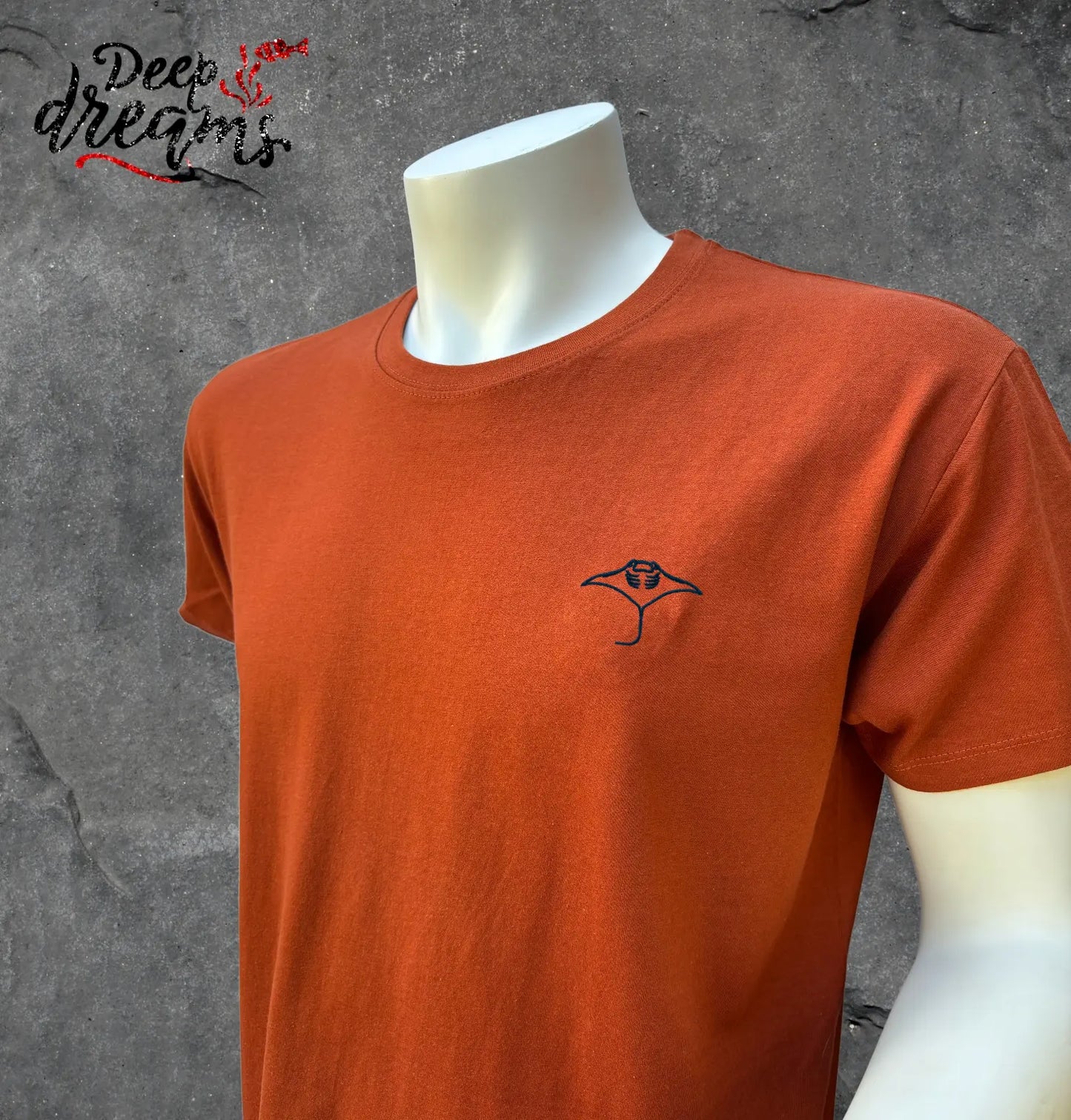 Camiseta bordada manta gigante terracota